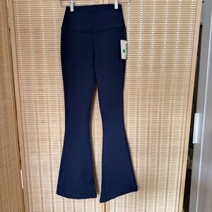 NWT Splits59 leggings